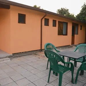 https://village-of-peace-house-40.albaniahotels.org